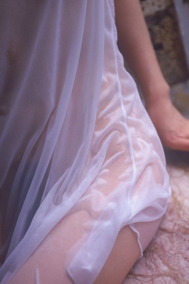 江南体育公司|五大保险公司数千亿举牌:万能险“弹药库”是否万能(图1) 江南体育公司